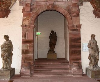 Portal im Kaisersaal im Ottheinrichsbau von Schloss Heidelberg