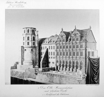 Photo of a model for the reconstruction of the Ottheinrich Building at Heidelberg Castle