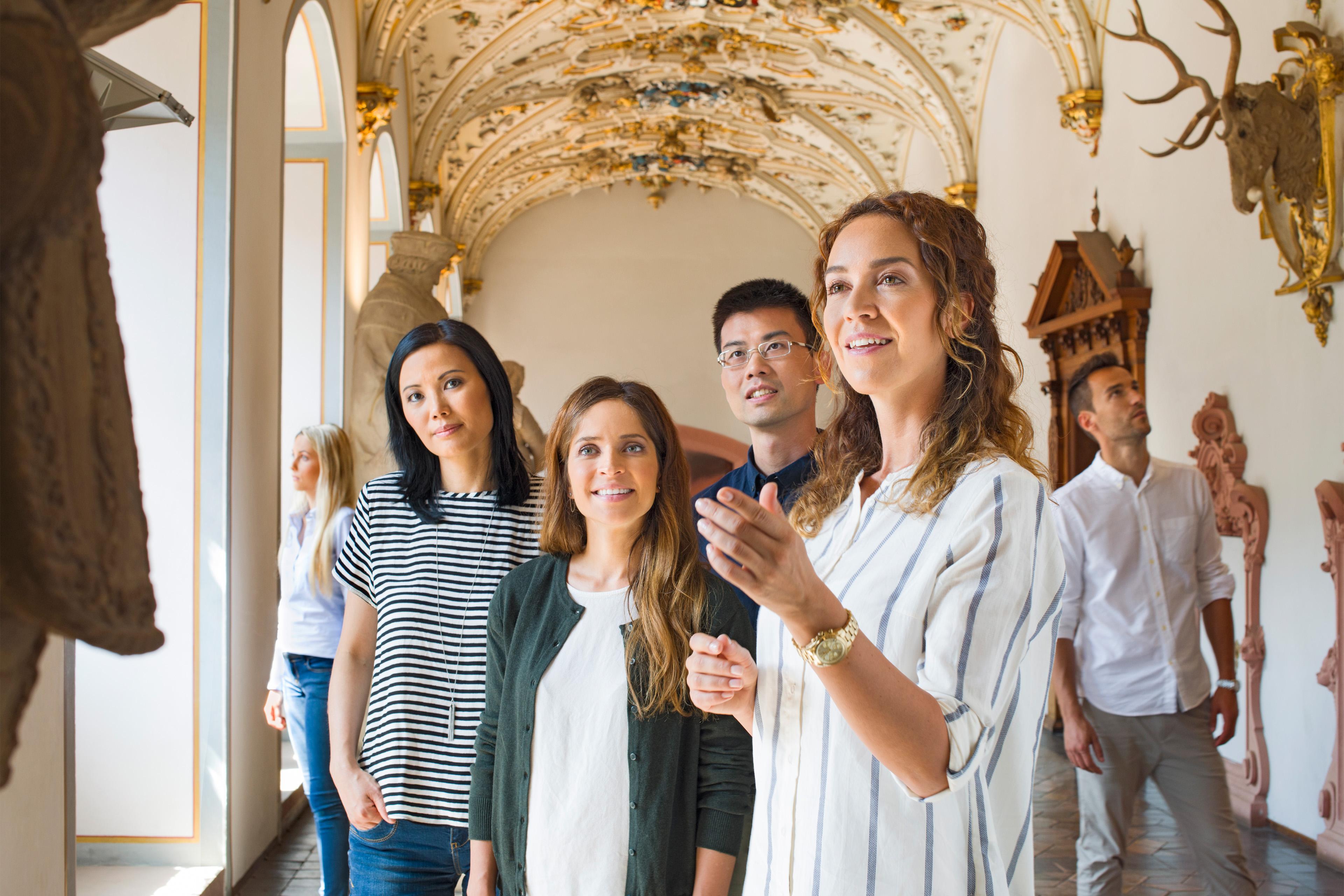 Besucher in Schloss Heidelberg