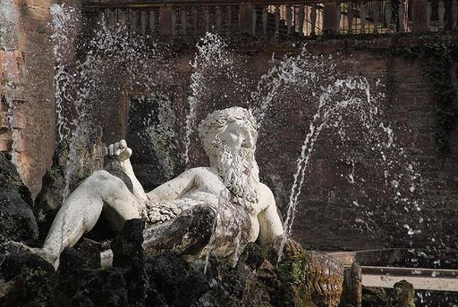 17_heidelberg_schloss-heidelberg_garten-skulptur-vater-rhein_foto-ssg-ursula-wetzel.1800_crop.jpg