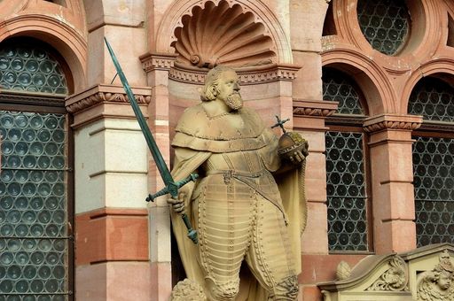 Château de Heidelberg, la Statue