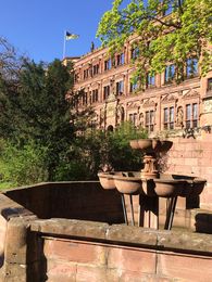 Foto: Staatsanzeiger für Baden-Württemberg GmbH & Co. KG, Petra Schaffrodt Ottheinrichsbau mit Brunnen
