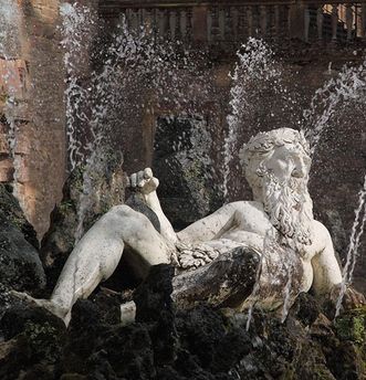 Fountain with "Father Rhine" in the garden at Heidelberg Palace