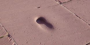 View of a shoe-shaped imprint on a cobblestone of the Great Terrace.