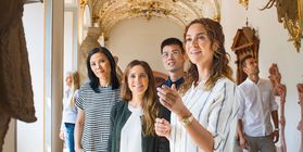 Besucher in Schloss Heidelberg